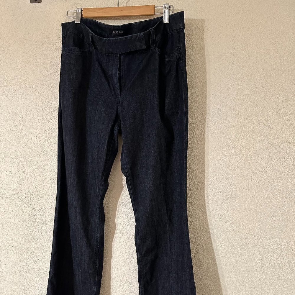 White House Black Market Women's Flare Jeans Size 14L